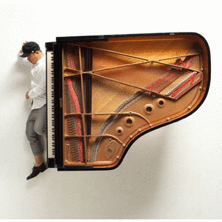 MAN HERE PLAYS MEAN PIANOの画像