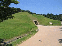 山尾幸久の画像