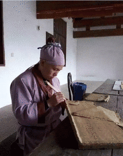 梁成富の画像