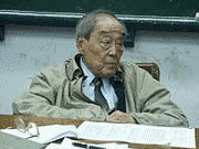 孔徳成の画像