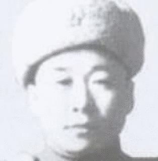 崔賢の画像