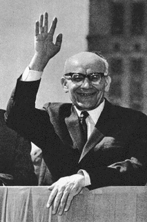 ポーランド人民共和国の政治家の画像