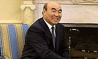 アスカル・アカエフの画像