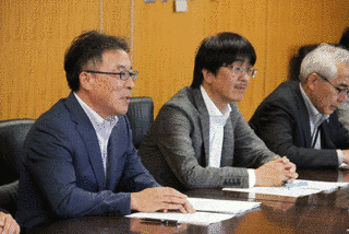 国家公務員担当大臣の画像