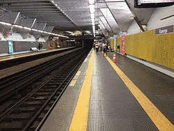 フラメンゴ駅の画像