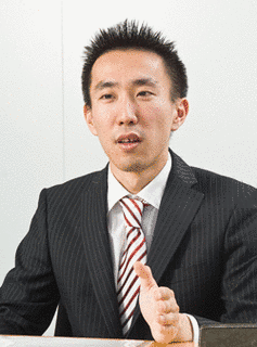 鈴木良氏の画像