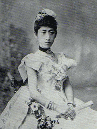 鷹司景子の画像