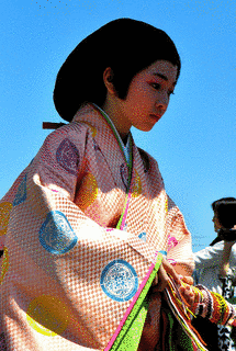 鷹司任子の画像