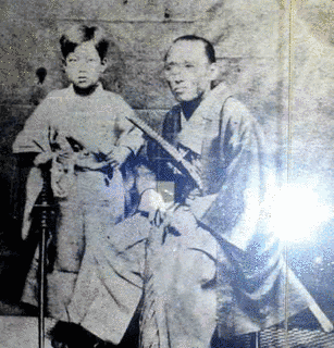 河野仲次郎の画像