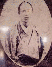 新庄直彪の画像