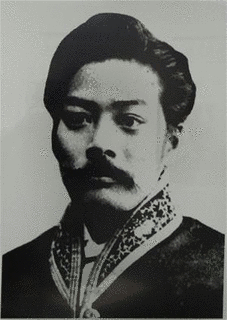 月形潔の画像