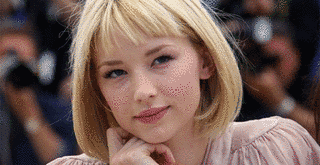ヘイリー・ベネットの画像