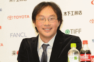 深田晃司の画像