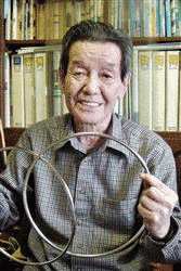 泡坂妻夫の画像