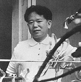 石上玄一郎の画像