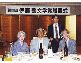 上西晴治の画像