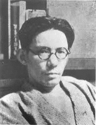 小栗虫太郎の画像