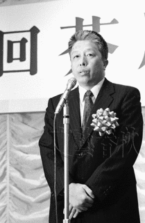 阪田寛夫の画像
