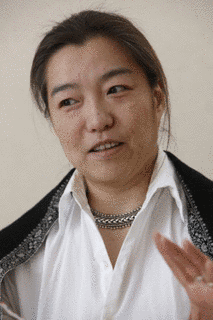 佐藤亜紀の画像