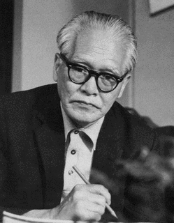 鶴田知也の画像