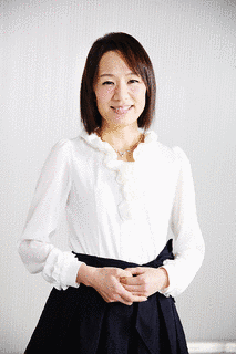 宮下奈都の画像