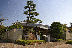 富田砕花旧居の画像