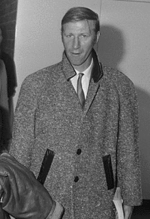 ジャッキー・チャールトンの画像