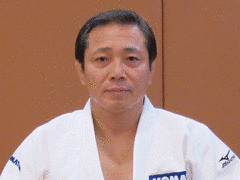 松岡義之の画像