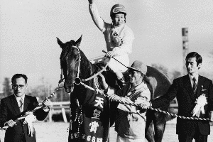 1969年生 (競走馬)の画像