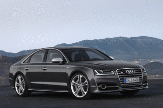 アウディ・S8の画像