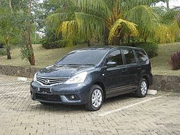 日産・リヴィナジェニスの画像
