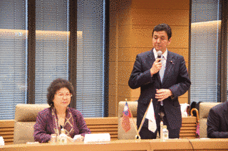 日華議員懇談会の画像