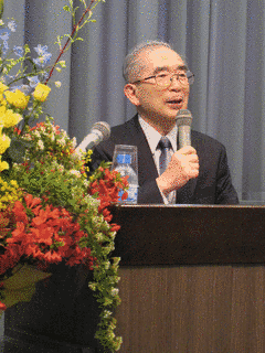 前田專學の画像