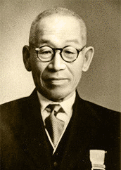 鉄川与助の画像