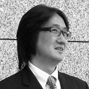 山嵜雅雄の画像