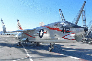 F-8の画像