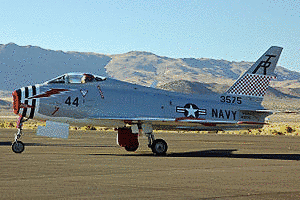 FJ-4の画像