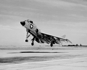 F7Uの画像