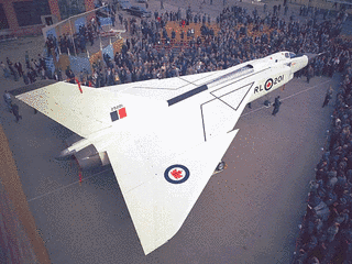 カナダの軍用機の画像