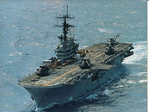イオー・ジマ級強襲揚陸艦の画像