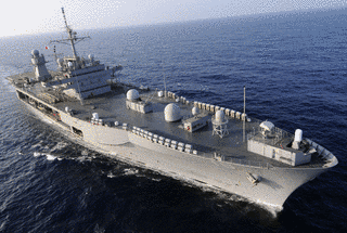 ブルー・リッジ級揚陸指揮艦の画像