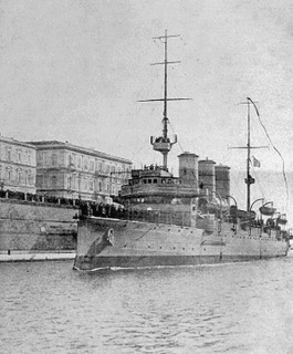 オスマン帝国の巡洋艦の画像
