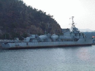 鞍山級駆逐艦の画像