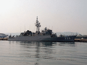 ゆうばり型護衛艦の画像