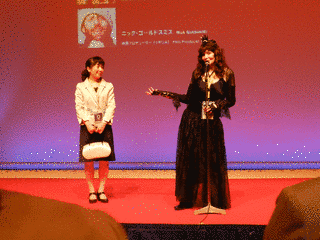 ローラ・アルバートの画像