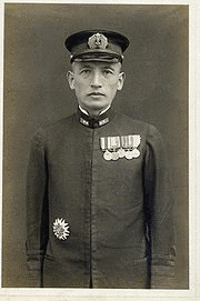 石井常次郎の画像