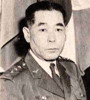 緒方景俊の画像