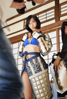 鎧美女の画像