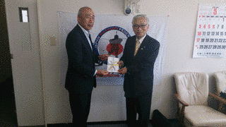 助成金バイアスの画像