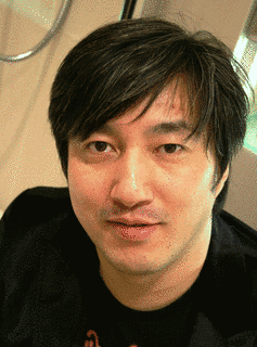 須田剛一の画像